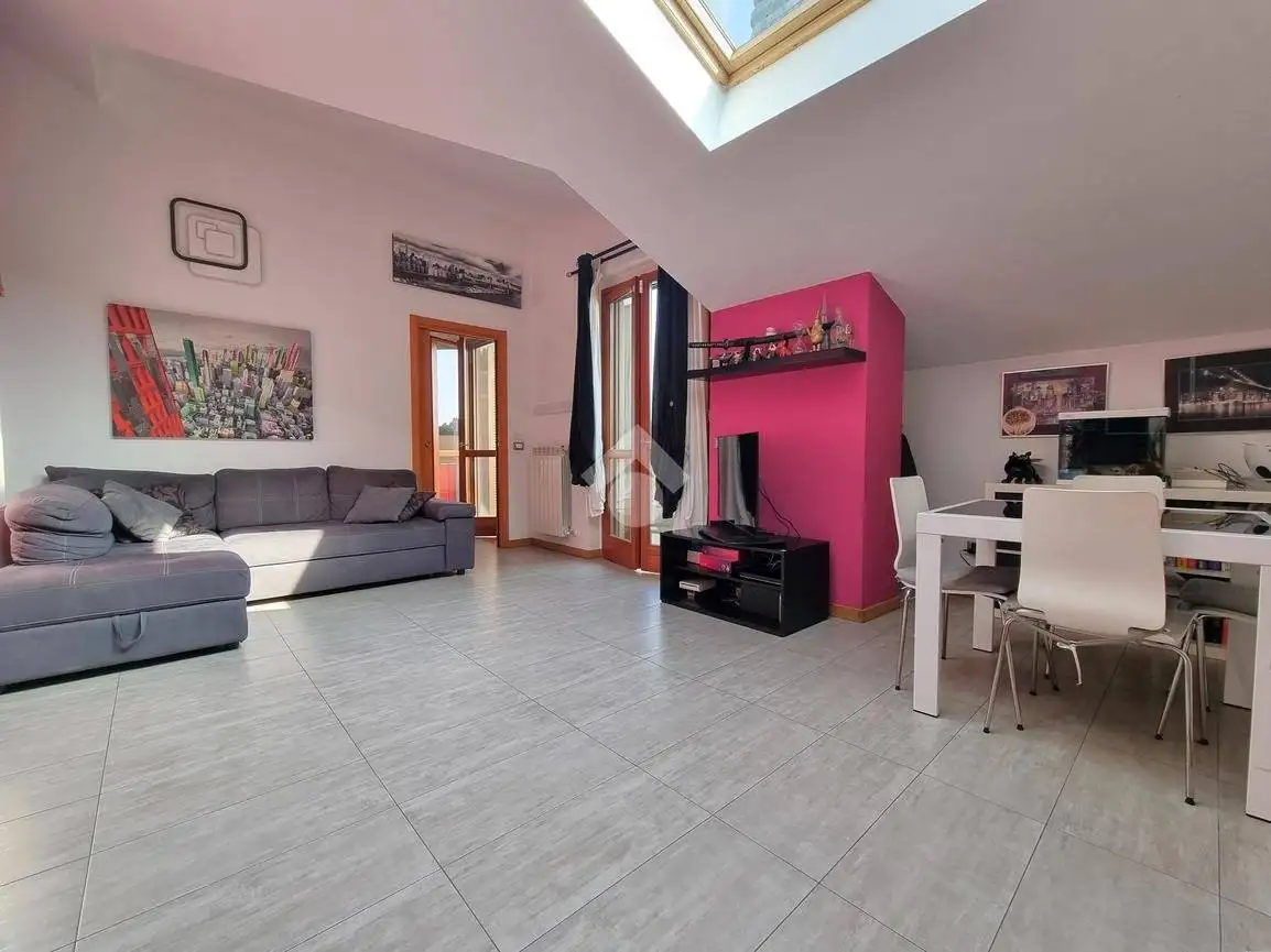 Trilocale via Mirabello 54, Carugate - foto 3