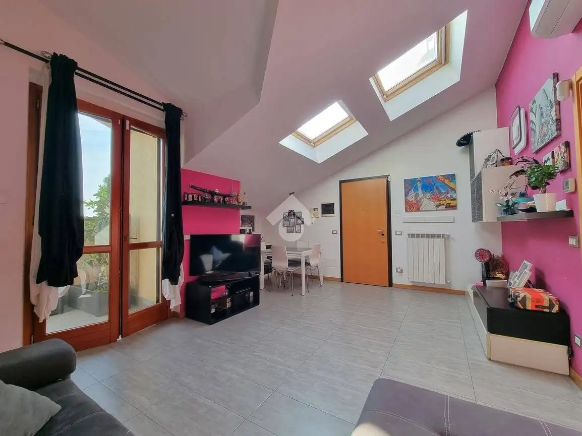 Trilocale via Mirabello 54, Carugate - foto 4