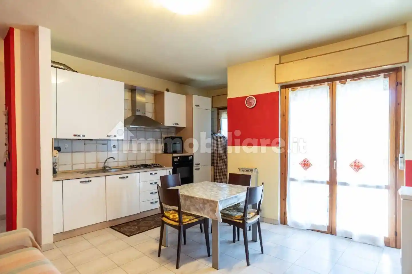 Appartamento in vendita a Luni