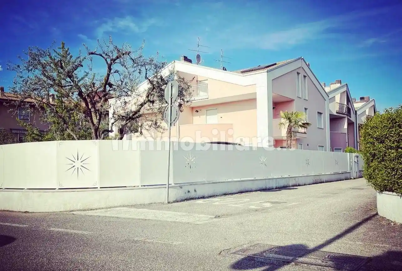 Villetta a schiera in vendita a Bussolengo