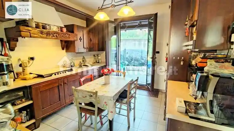 Villa a schiera 5 locali, buono stato, Centro, Viggiù - foto 4