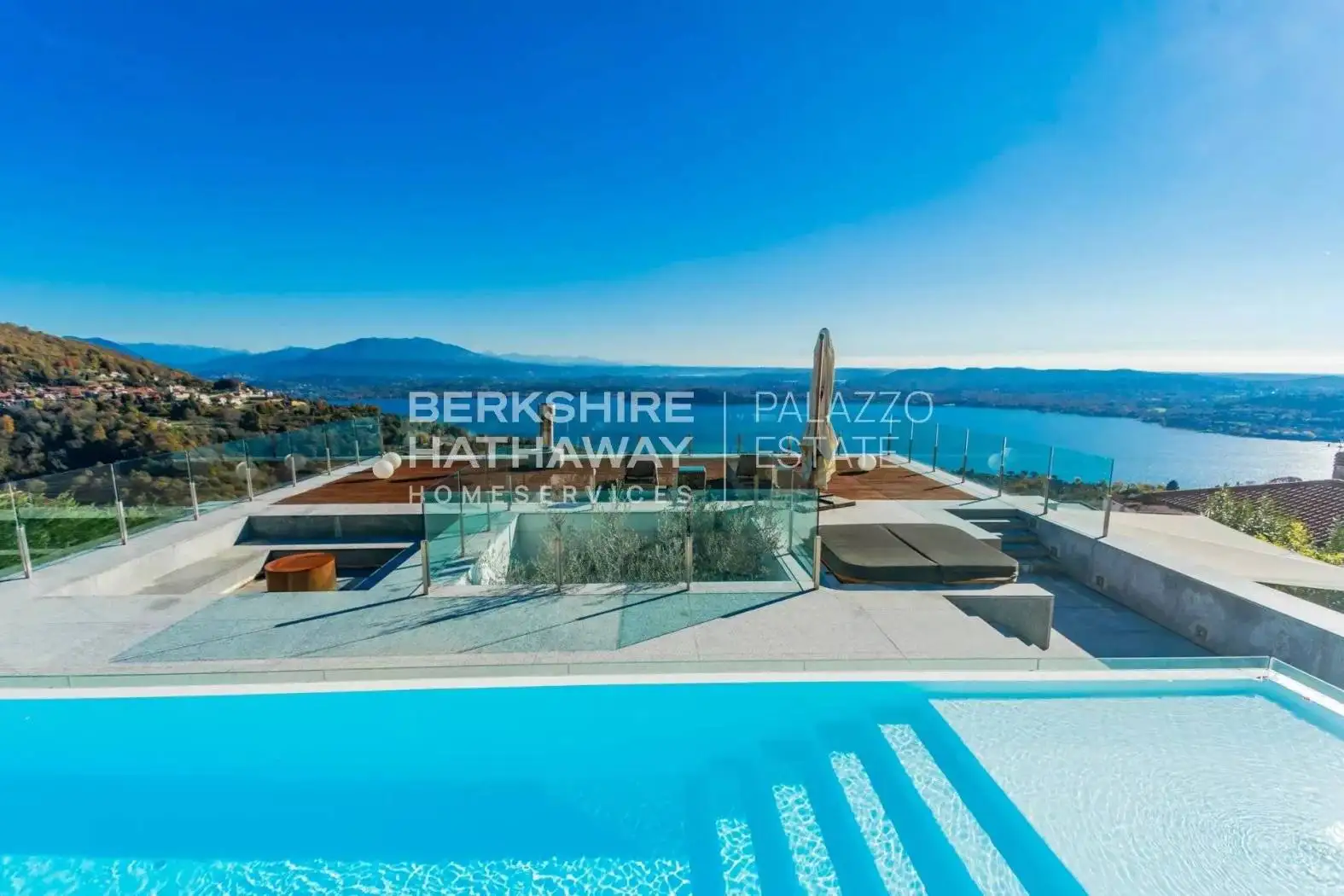 Villa in vendita a Massino Visconti