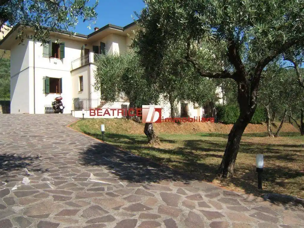Villa in vendita a Lucca