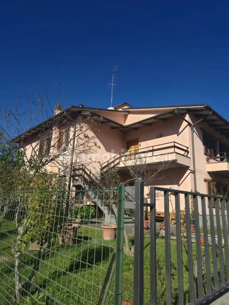 Villa in vendita a Barberino di Mugello