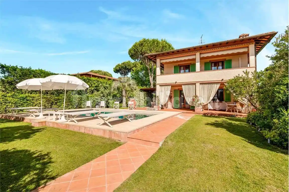 Villa unifamiliare via Ludovico Ariosto, Vittoria Apuana, Forte dei Marmi - foto 4