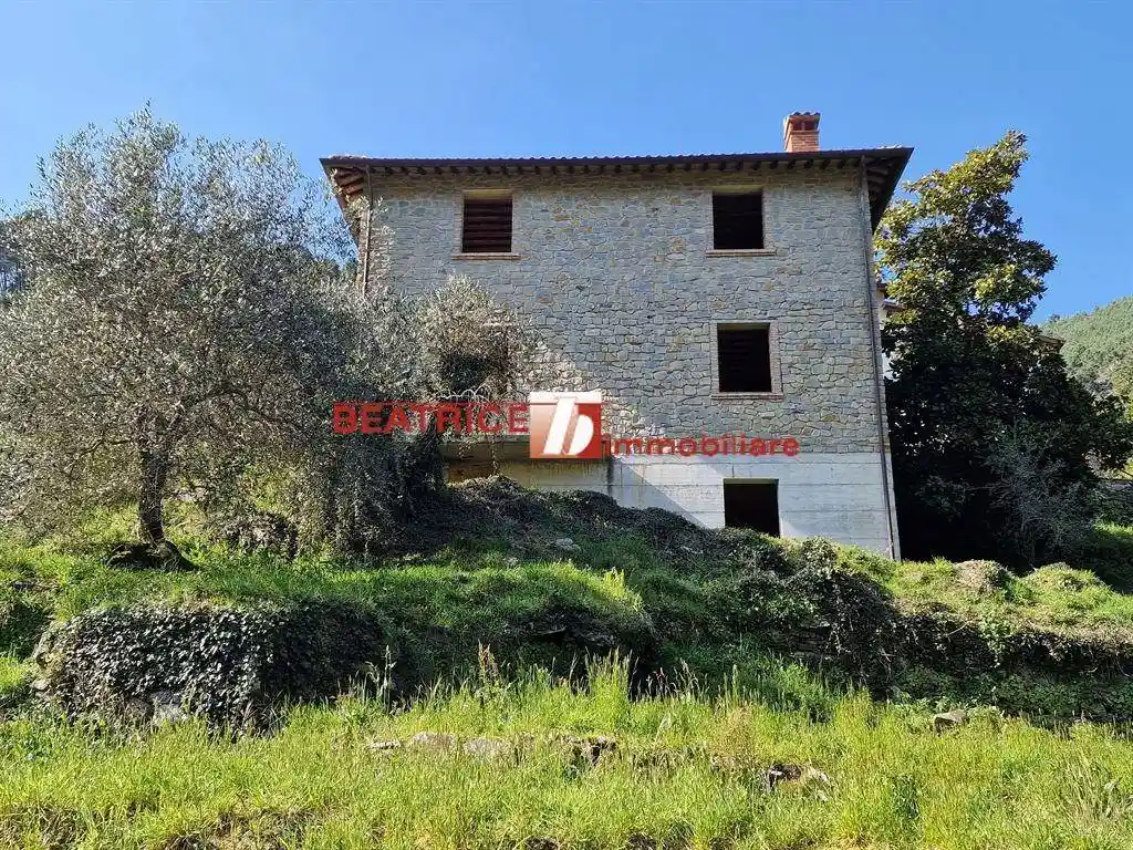 Rustico - Casale in vendita a Capannori