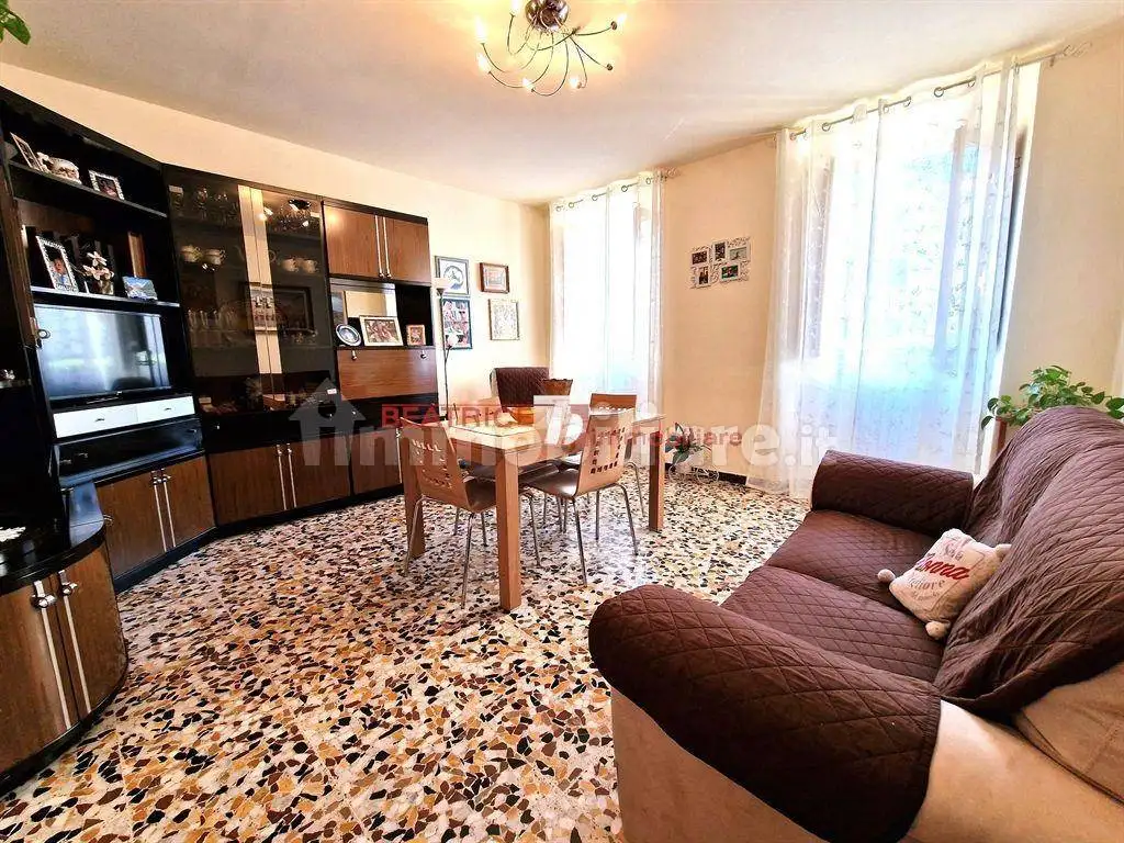 Casa indipendente in vendita a Lucca