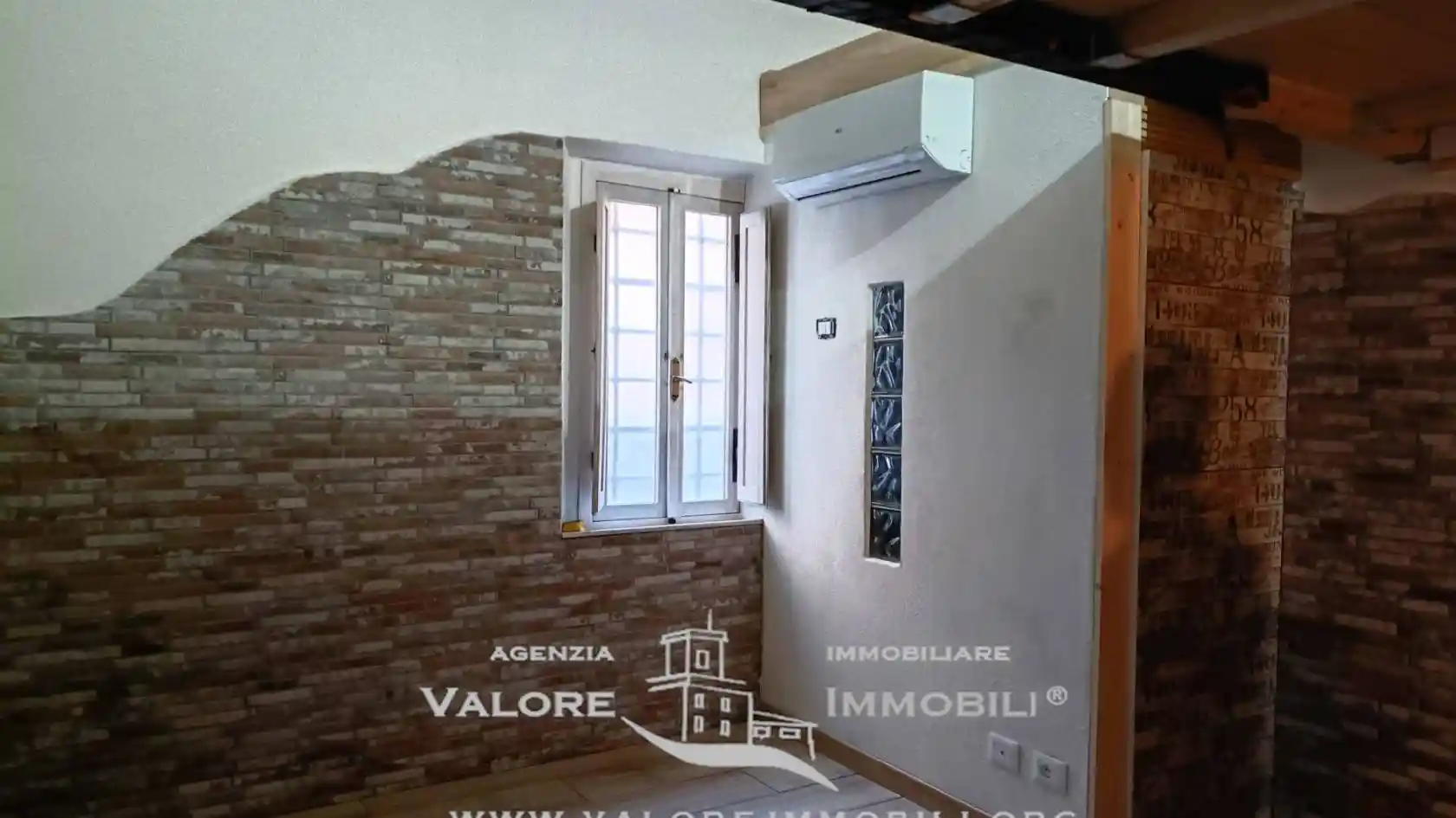 Appartamento in vendita a Livorno