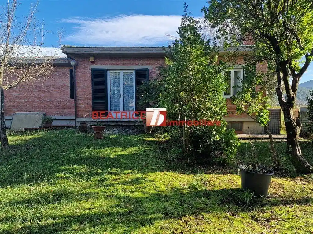 Villa in vendita a Capannori