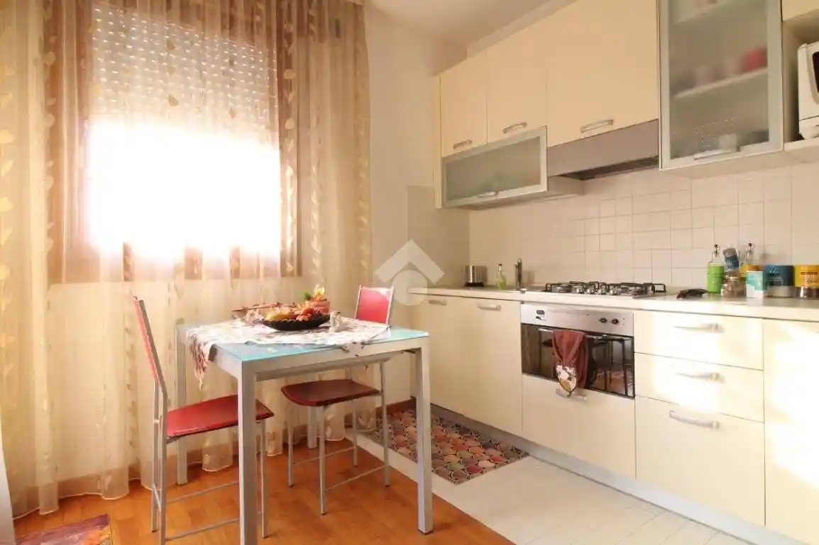 Bilocale via Raffaele Cadorna 1, San Bortolo, Vicenza - foto 2