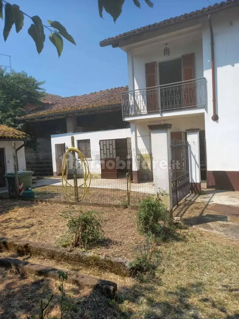 Villa in vendita a Tortona