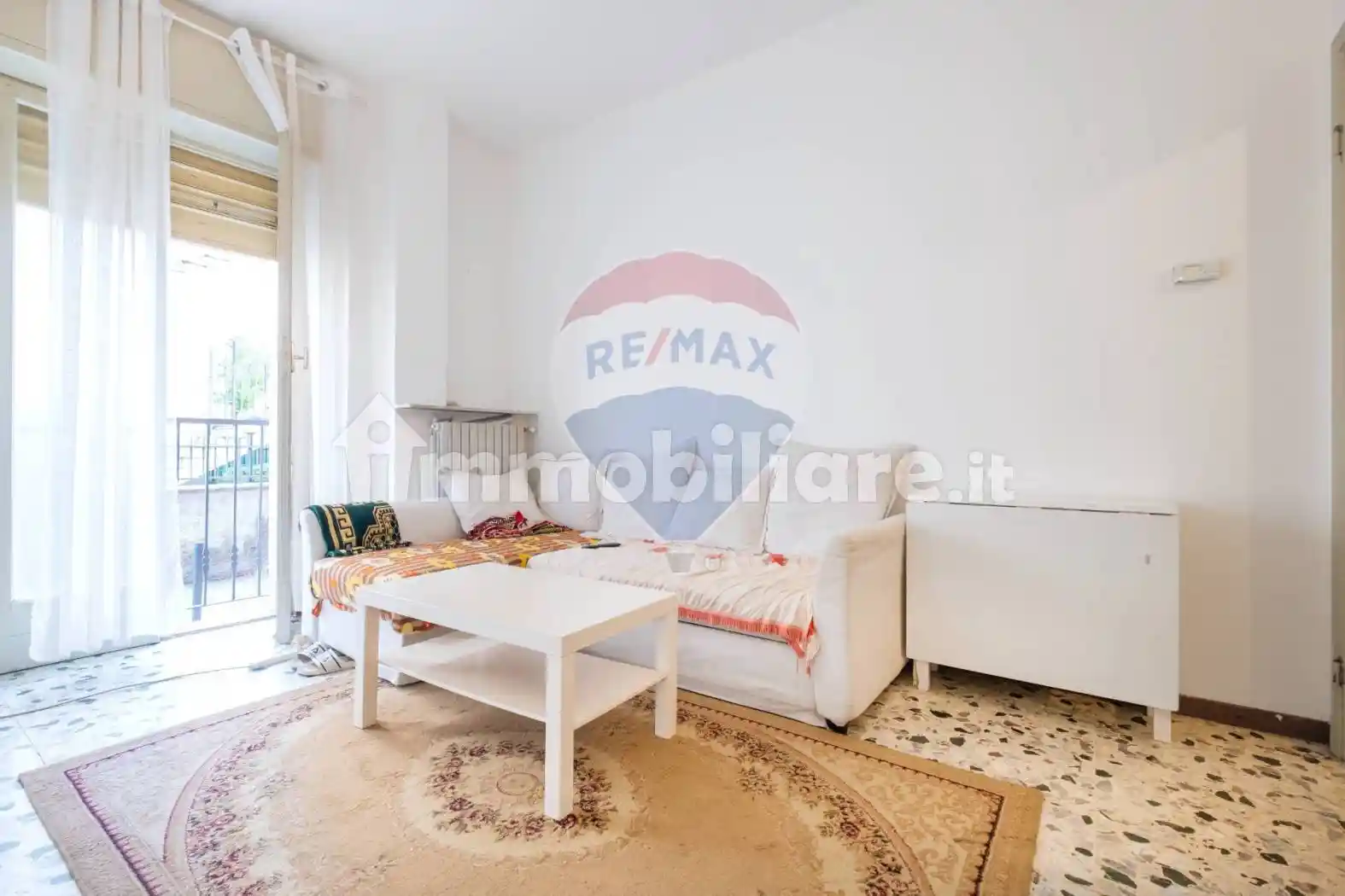 Bilocale via Camillo Benso Cavour 4, Centro, Arcore - foto 2