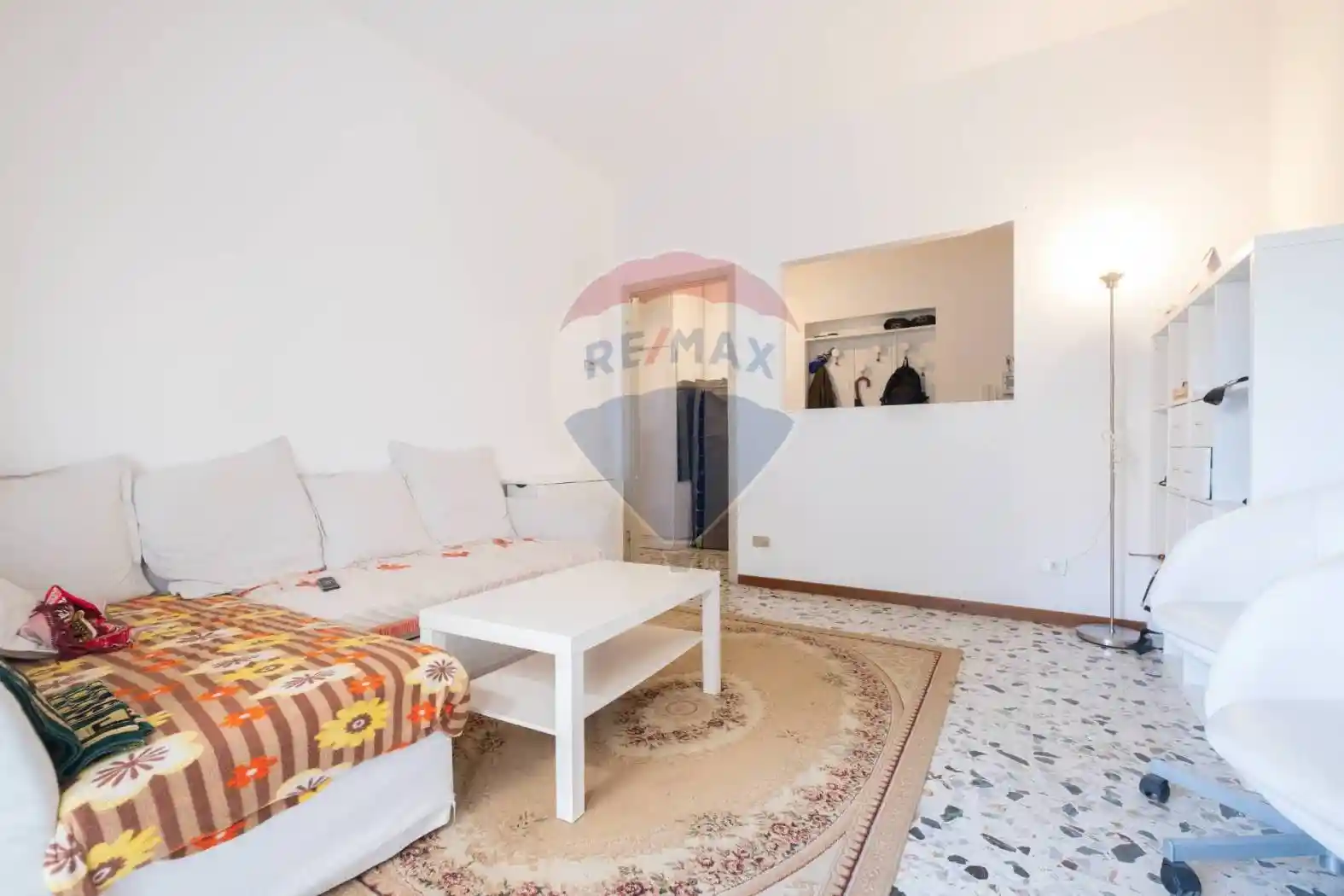 Bilocale via Camillo Benso Cavour 4, Centro, Arcore - foto 3