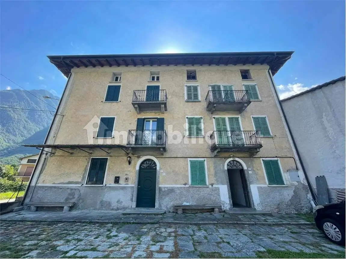 Casa indipendente in vendita a Samolaco