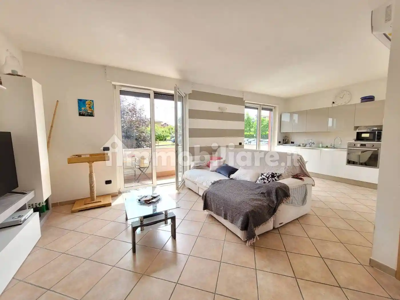 Appartamento in vendita a Montano Lucino