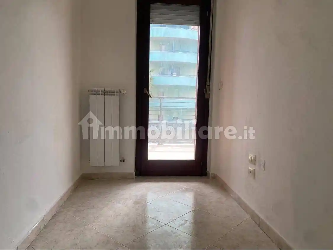 Bilocale via Vincenzo Agostinone 5, Centro, Montesilvano - foto 3