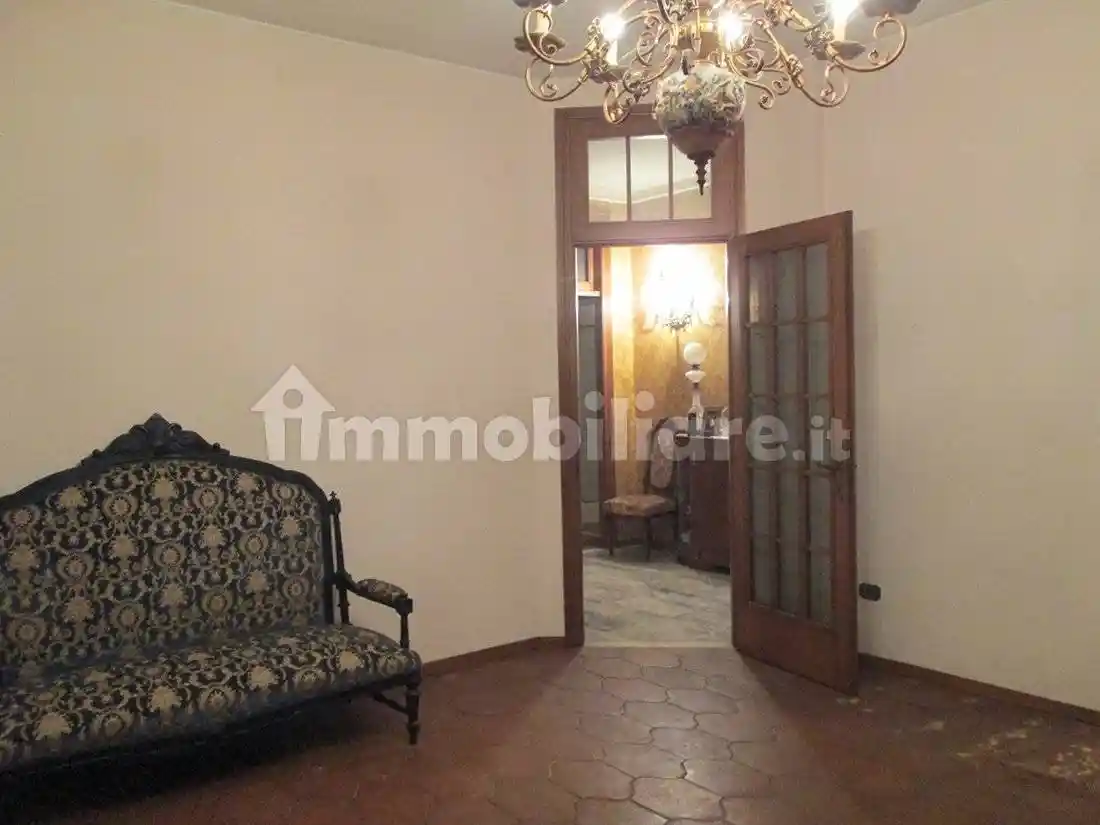 Villa unifamiliare, da ristrutturare, 290 m², Centro, Casalmaggiore - foto 4