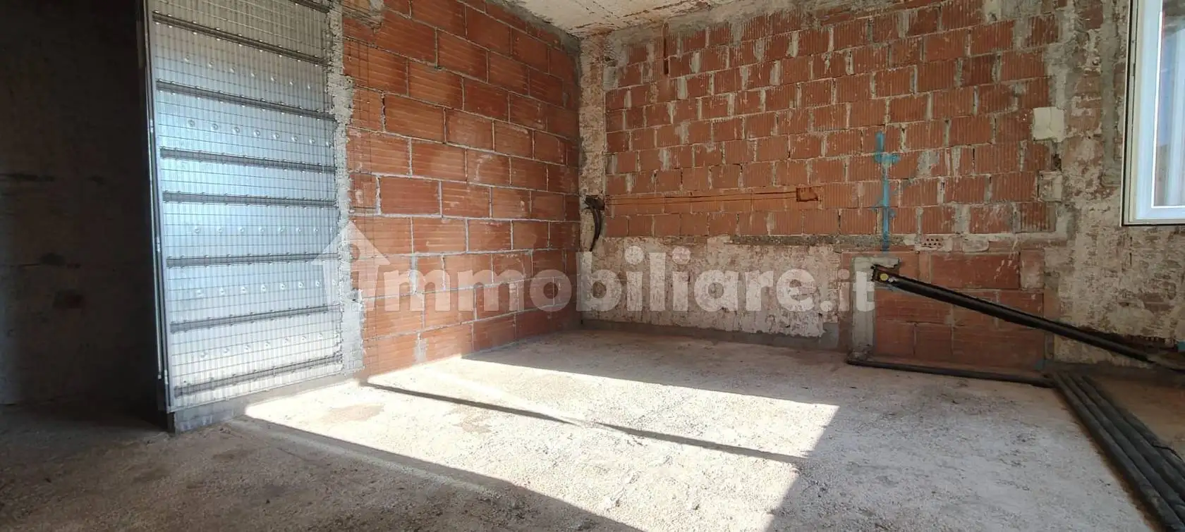 Villa unifamiliare, da ristrutturare, 195 m², Buttrio - foto 3