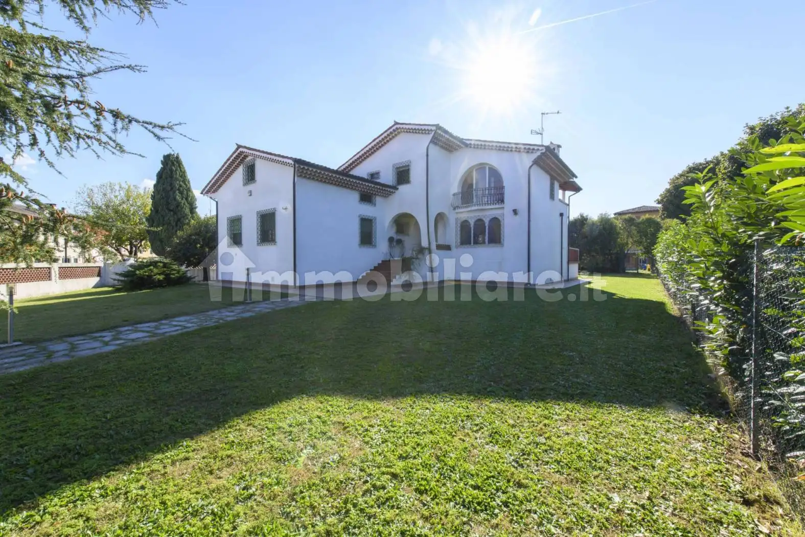 Villa in vendita a Castions di Strada