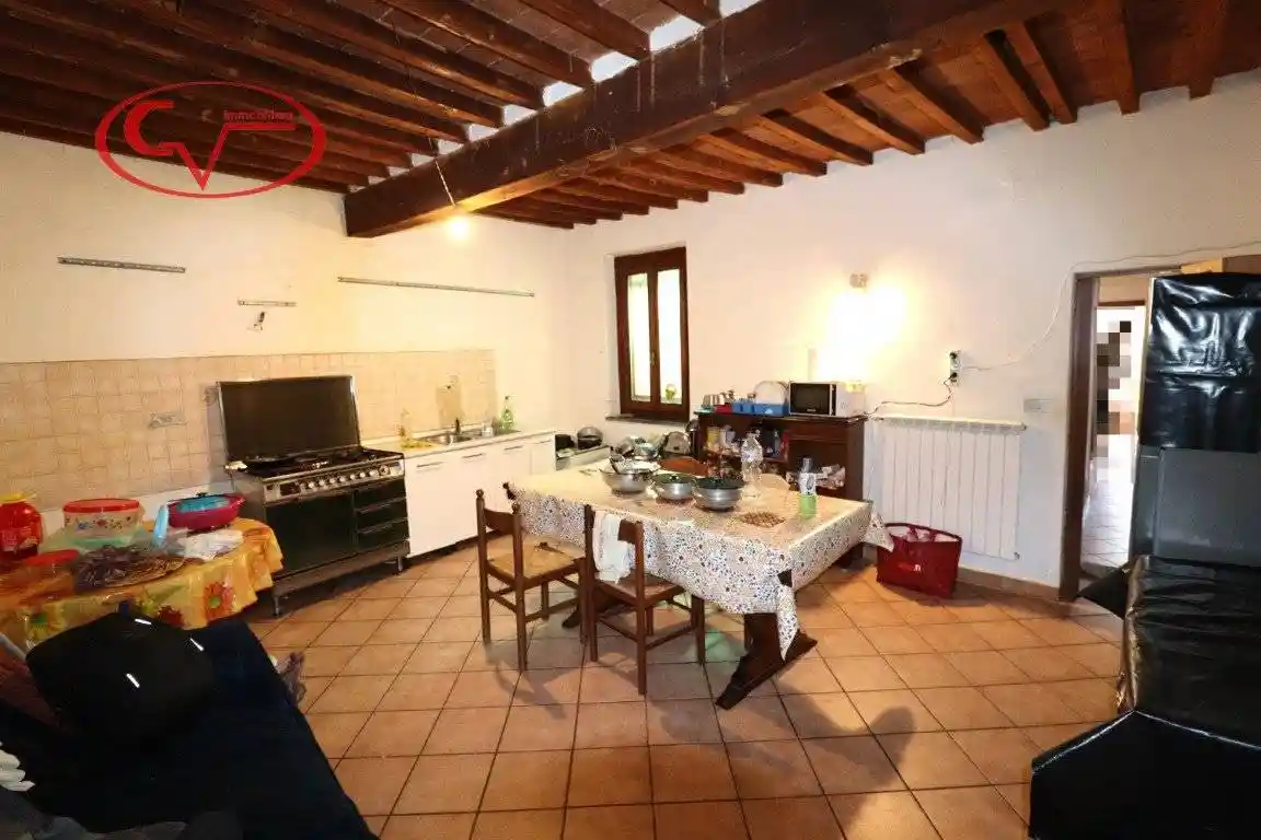 Appartamento in vendita a Montevarchi