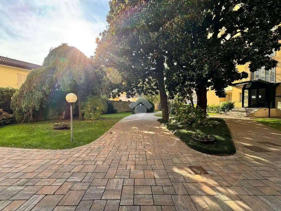 Trilocale via San Gerardo 5, Grazie Vecchie - Boschetti Reali, Monza - foto 4