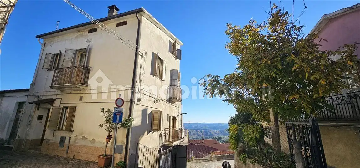 Terratetto unifamiliare Vico Gelsomino, Centro, Archi - foto 2