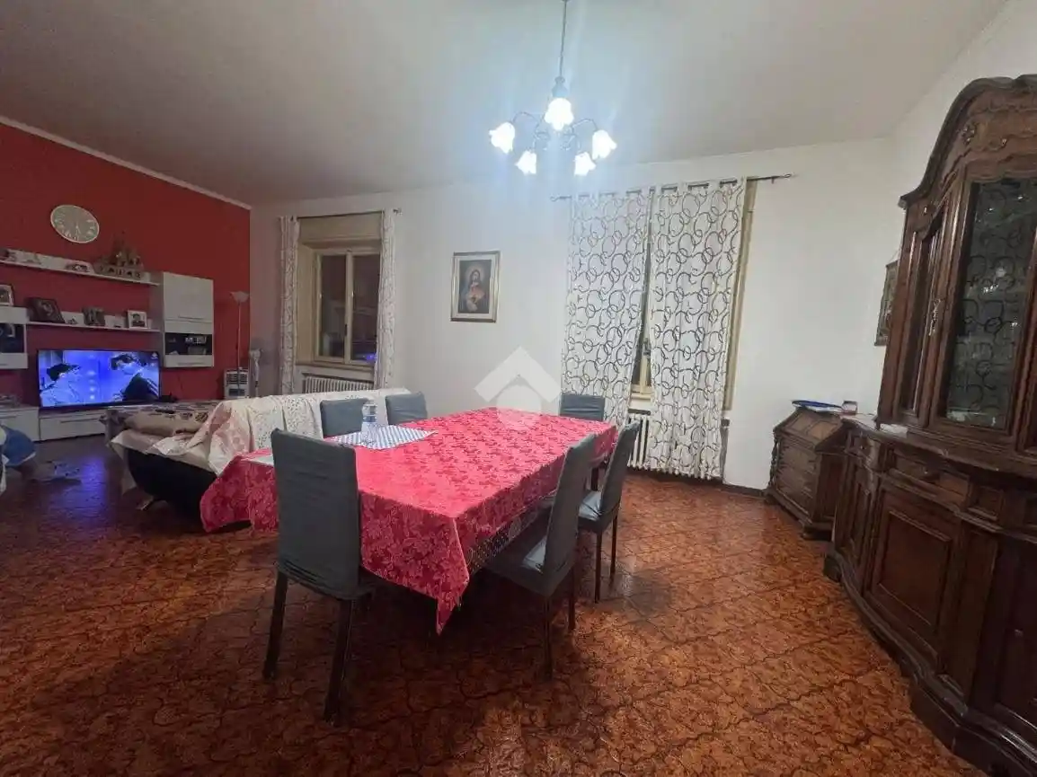 Appartamento in vendita a Modena