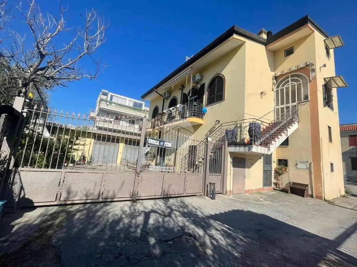 Appartamento in vendita a Castellammare di Stabia