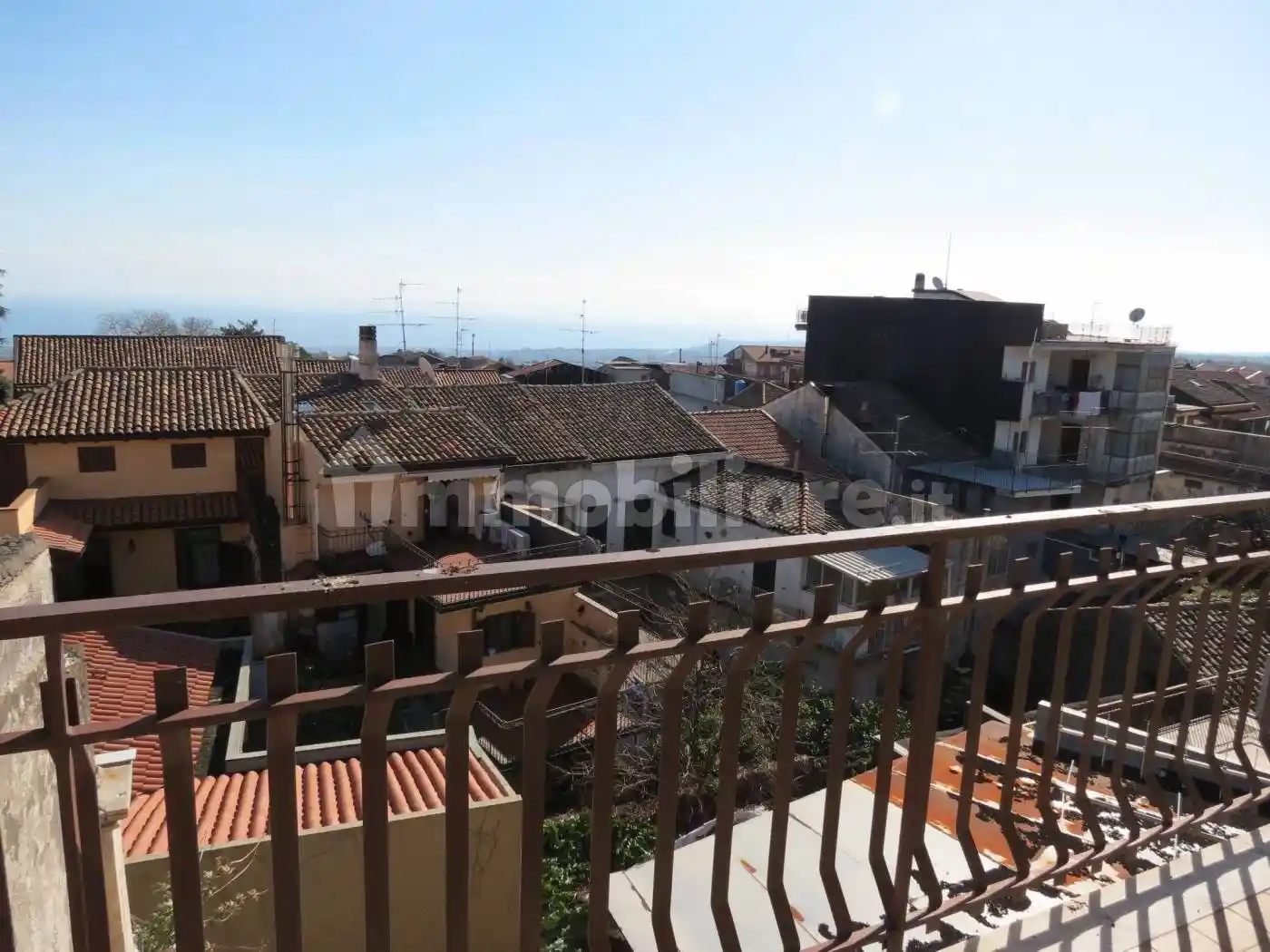 Quadrilocale via Giuseppe Garibaldi 142, Centro, Zafferana Etnea - foto 2