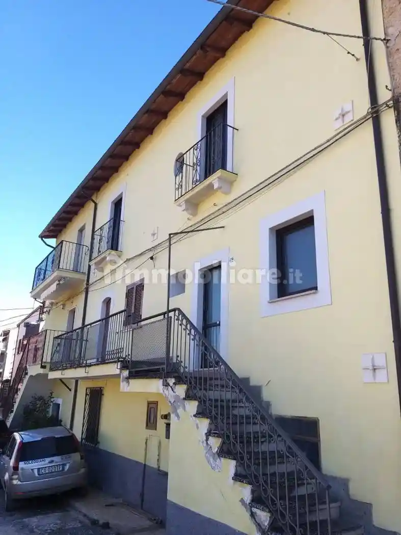 Casa indipendente in vendita a L'Aquila