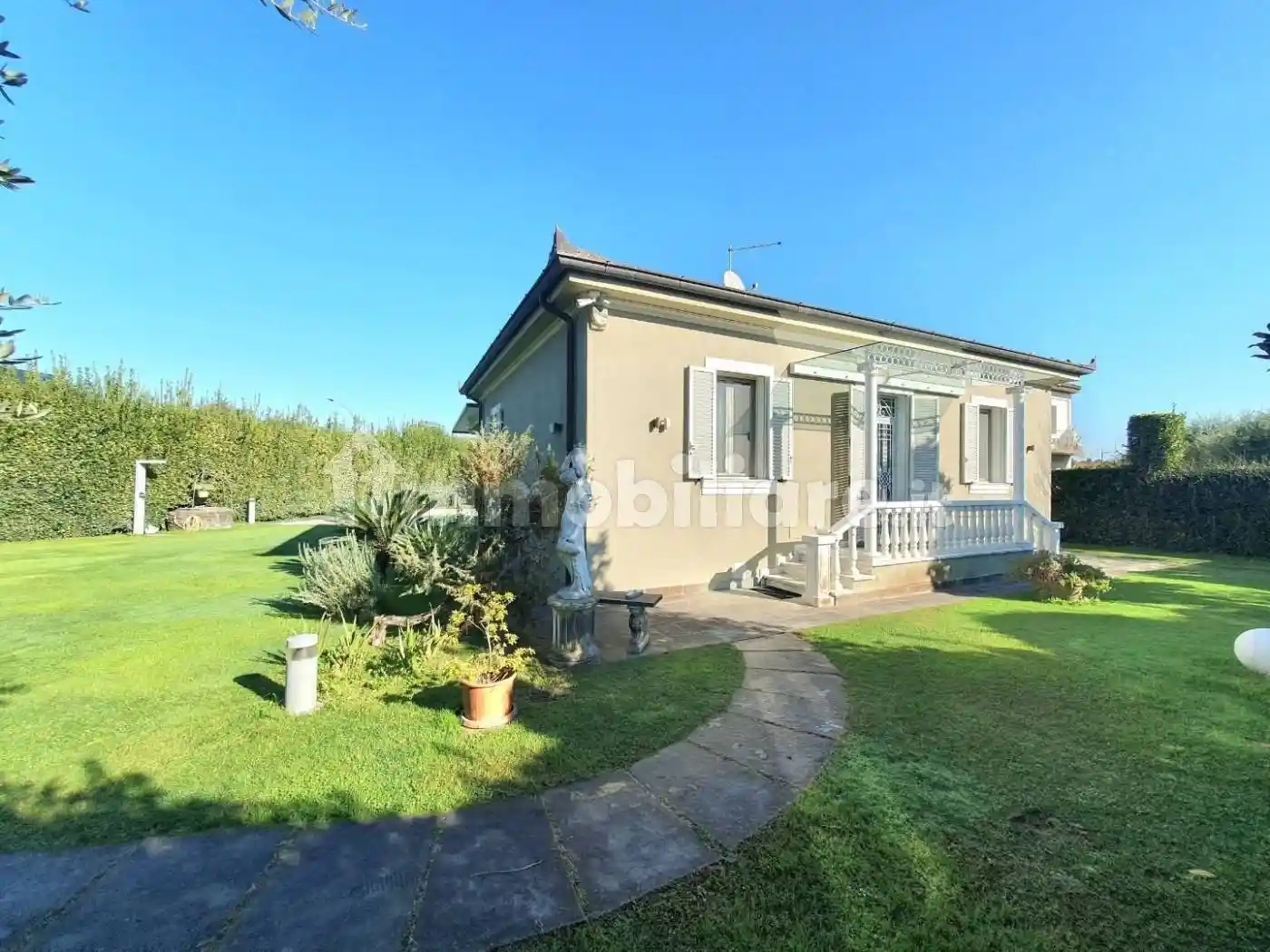 Villa unifamiliare via per Corte Castello, Monte San Quirico - Tre Cancelli, Lucca - foto 2