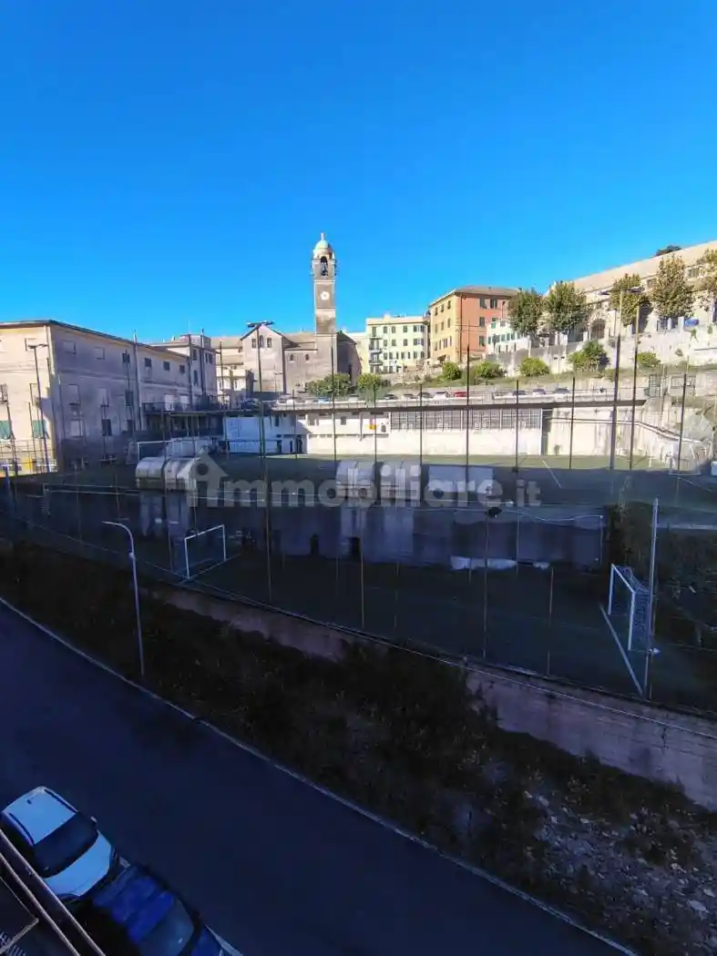 Appartamento in vendita a Genova