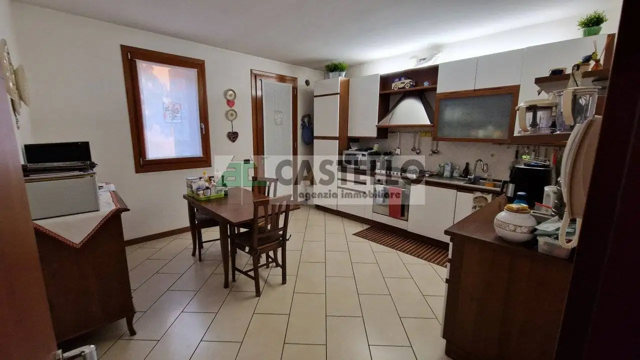 Villa bifamiliare via Caltana 292, Centro, Campodarsego - foto 3