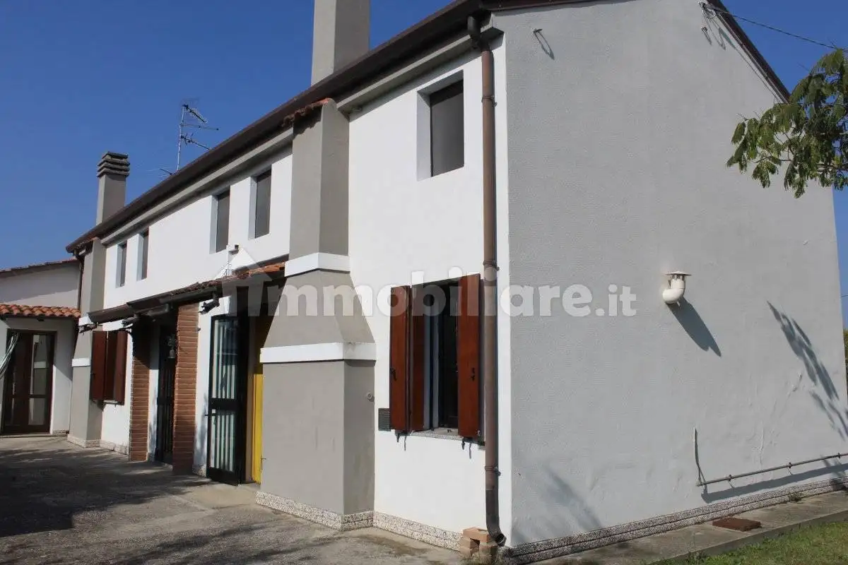 Villa in vendita a Pincara