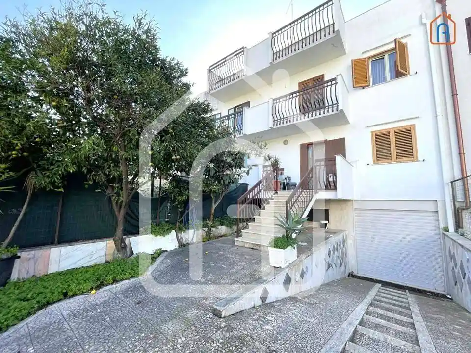 Villetta a schiera in vendita a Giovinazzo