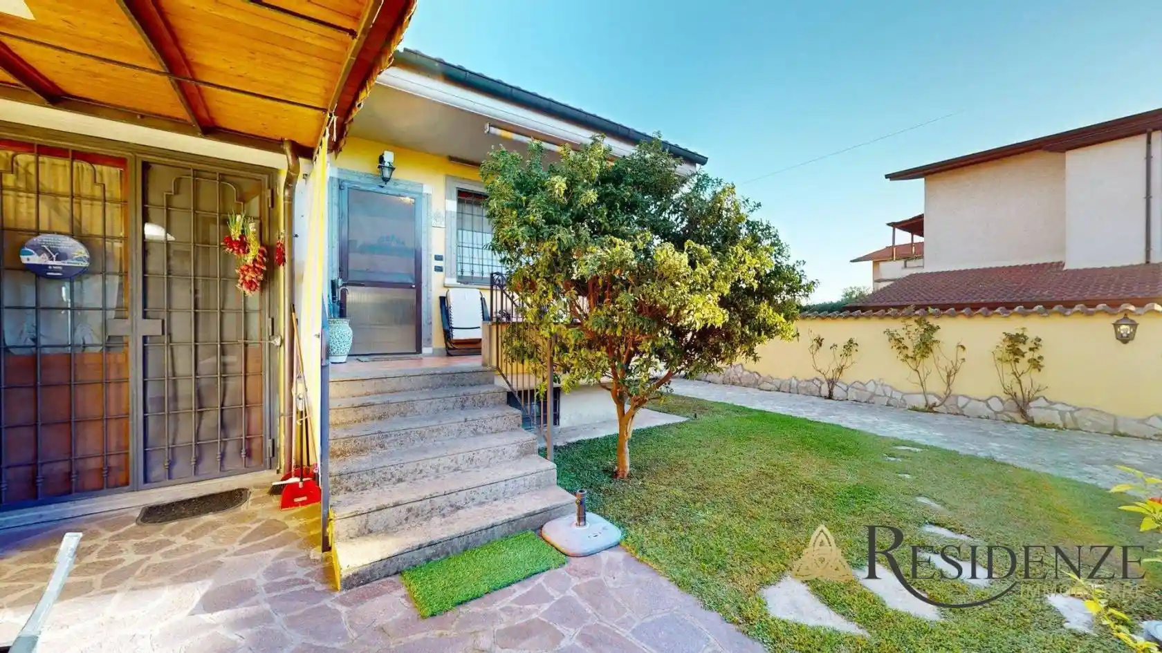 Villa plurifamiliare via Pier Alessandro Guglielmi, Infernetto, Roma - foto 2