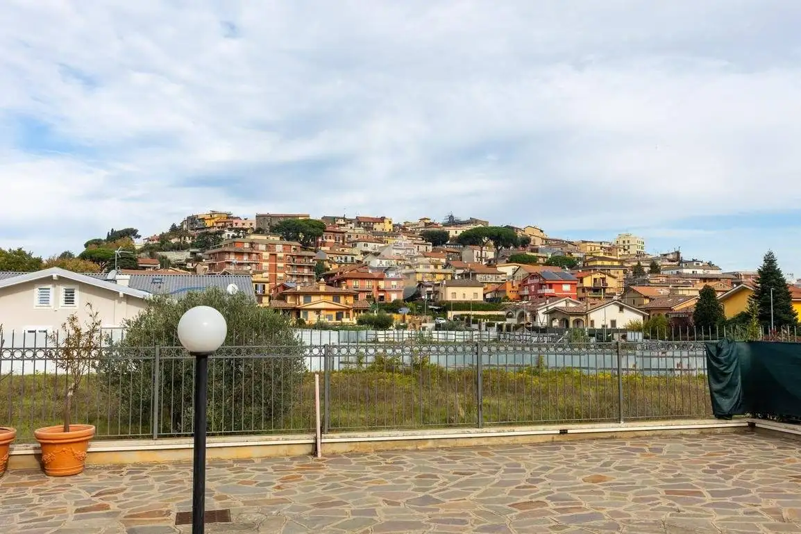 Villa bifamiliare via Valle della Chiesa 15, Centro, Colonna - foto 5