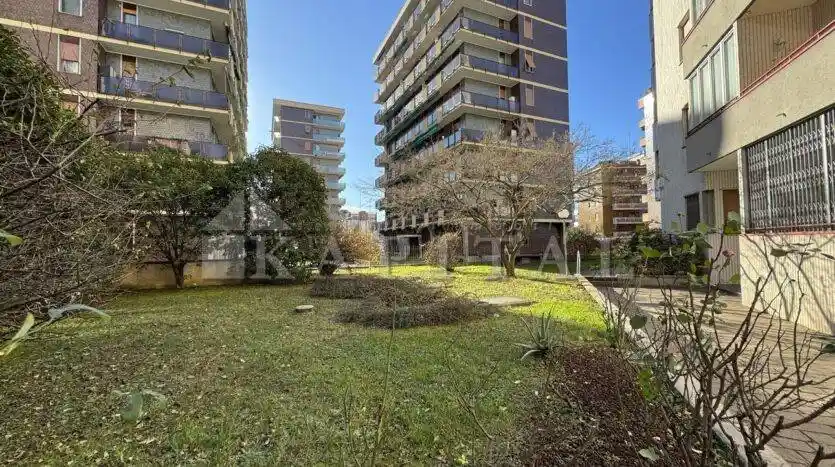 Bilocale via Giacomo Leopardi 241, Rondò - Torretta, Sesto San Giovanni - foto 2