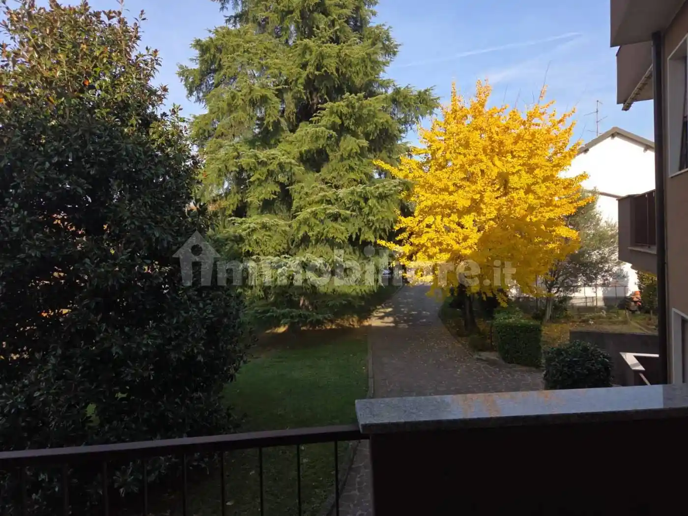 Quadrilocale via Podgora 11, Semicentro, Vimercate - foto 4