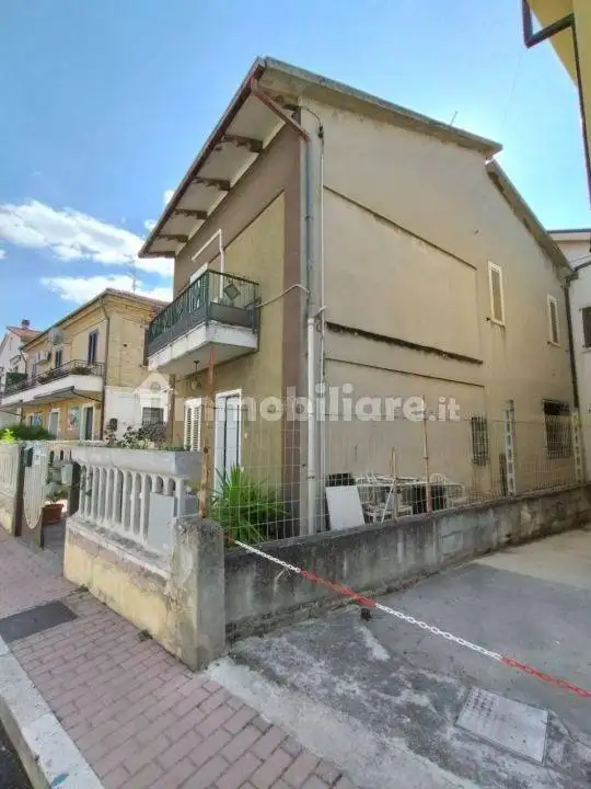 Villa unifamiliare via gabriele d'annunzio 21, Villanova, Cepagatti - foto 3