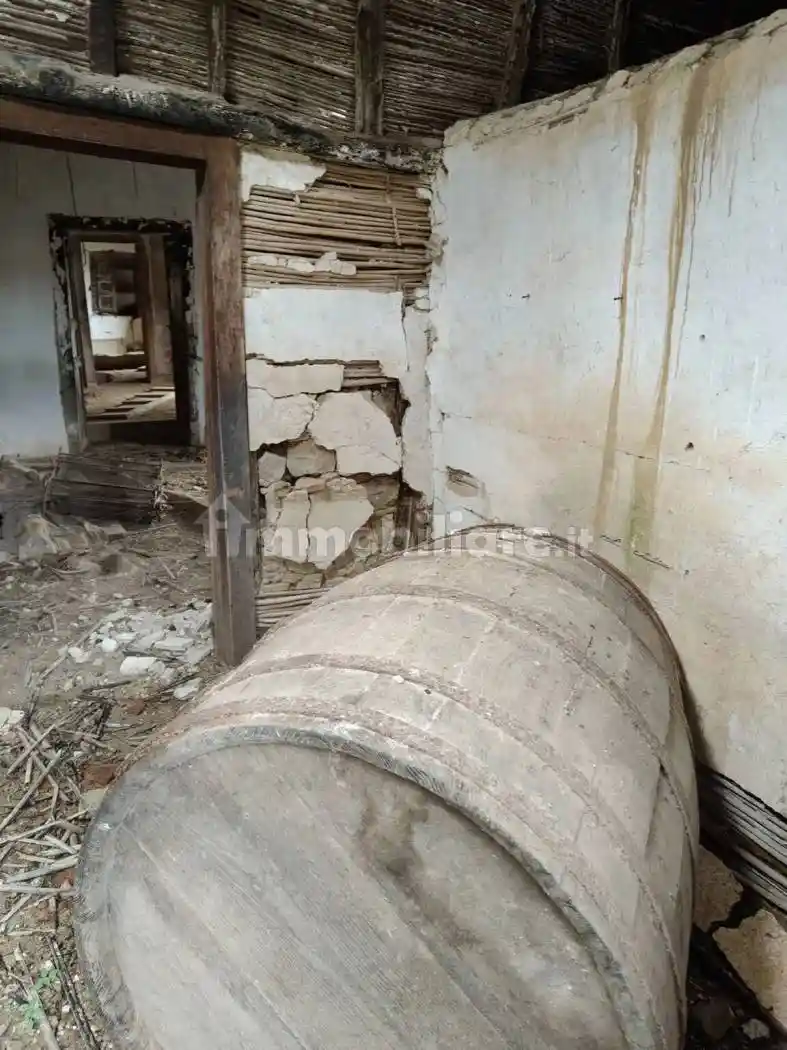 Villa unifamiliare Contrada Gorna No Number, Castell'Umberto - foto 4