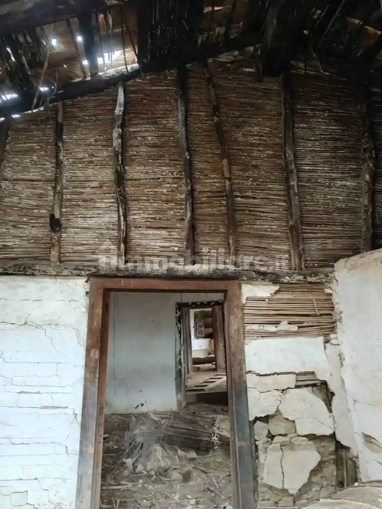 Villa unifamiliare Contrada Gorna No Number, Castell'Umberto - foto 5