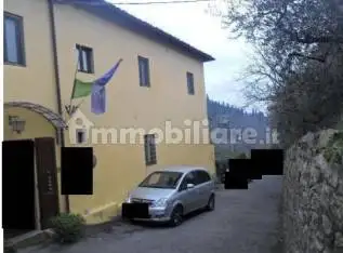 Casa indipendente in asta a Sesto Fiorentino