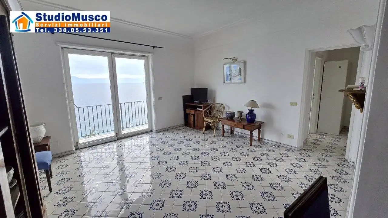 Trilocale via prov. Marina Grande, Centro, Capri - foto 2
