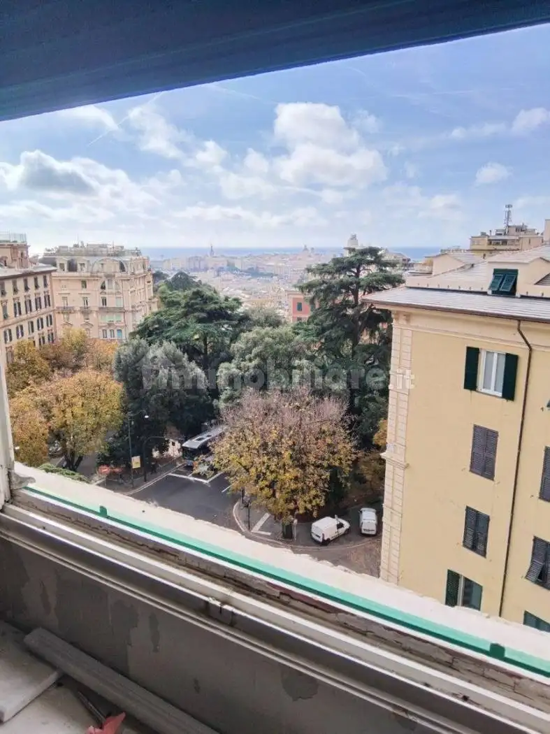 Appartamento in affitto a Genova
