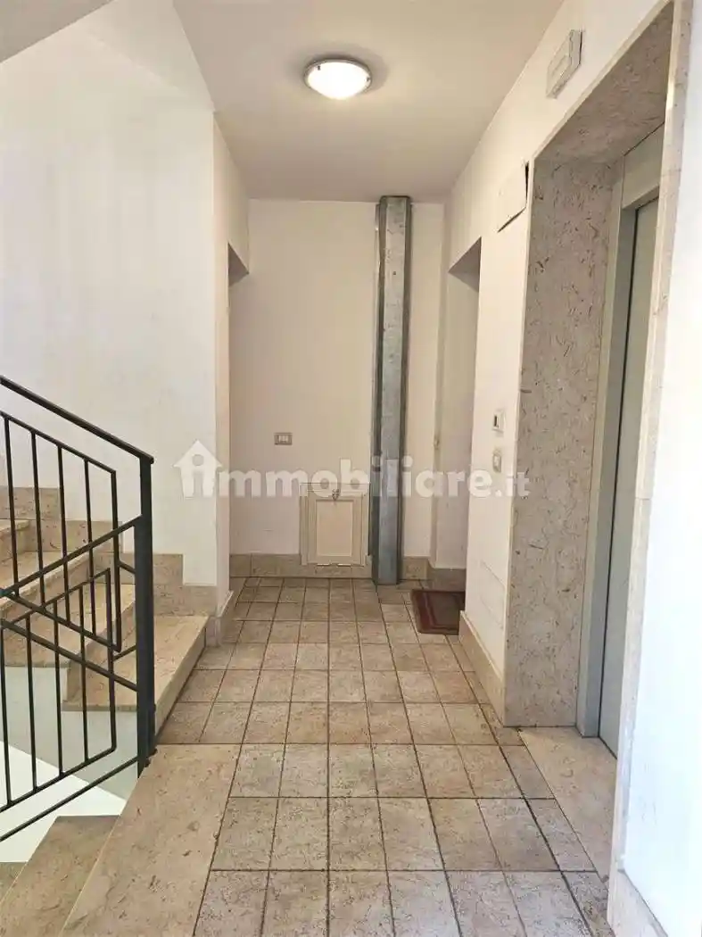 Appartamento buono stato, secondo piano, Centro, Capaci - foto 3