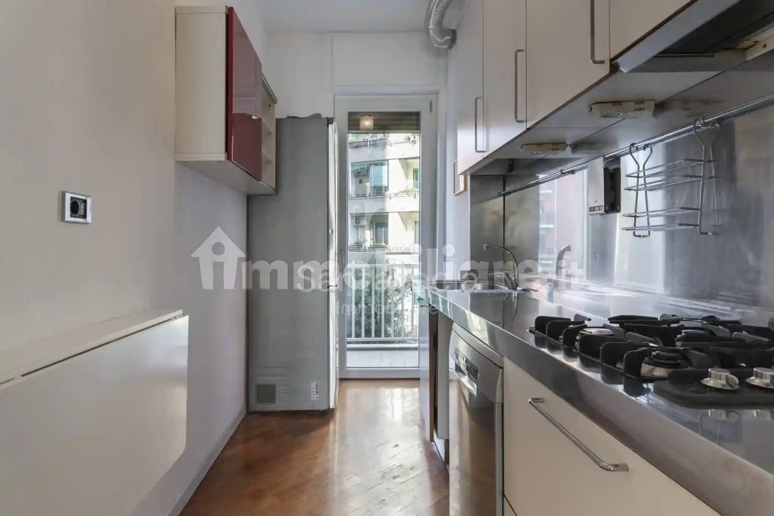 Trilocale viale Legioni Romane 4, Bande Nere, Milano - foto 4