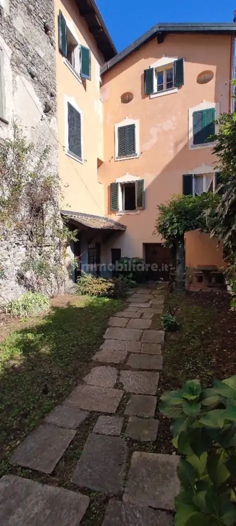 Appartamento in vendita a Ardenno