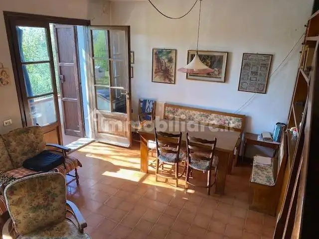Casa indipendente in vendita a Cascina