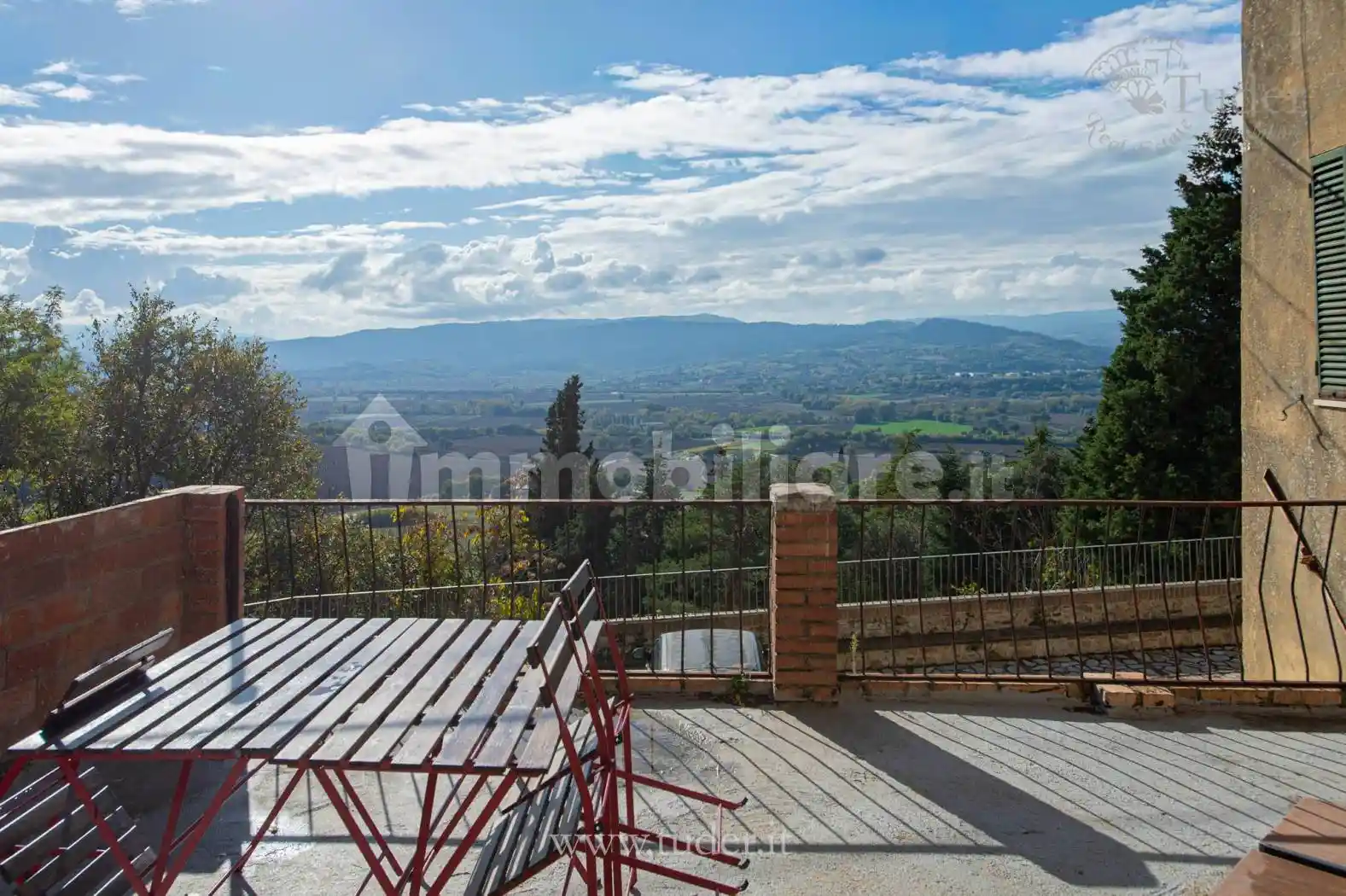 Appartamento in vendita a Todi